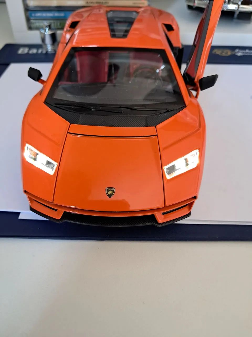 LAMBORGHINI COUNTHACH 1/24 LARANJA 1/24 - Foto 2