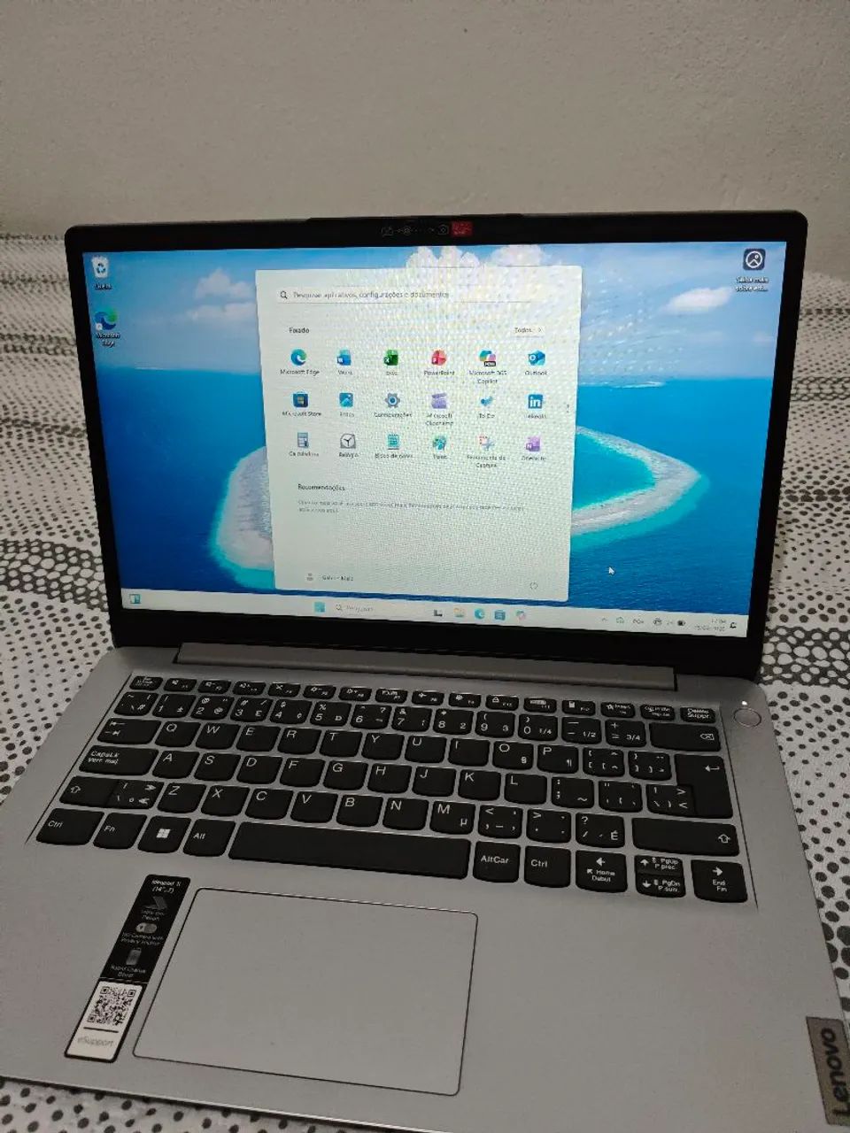 Notebook Lenovo Ideapad Celeron N4020 PRATICAMENTE NOVO