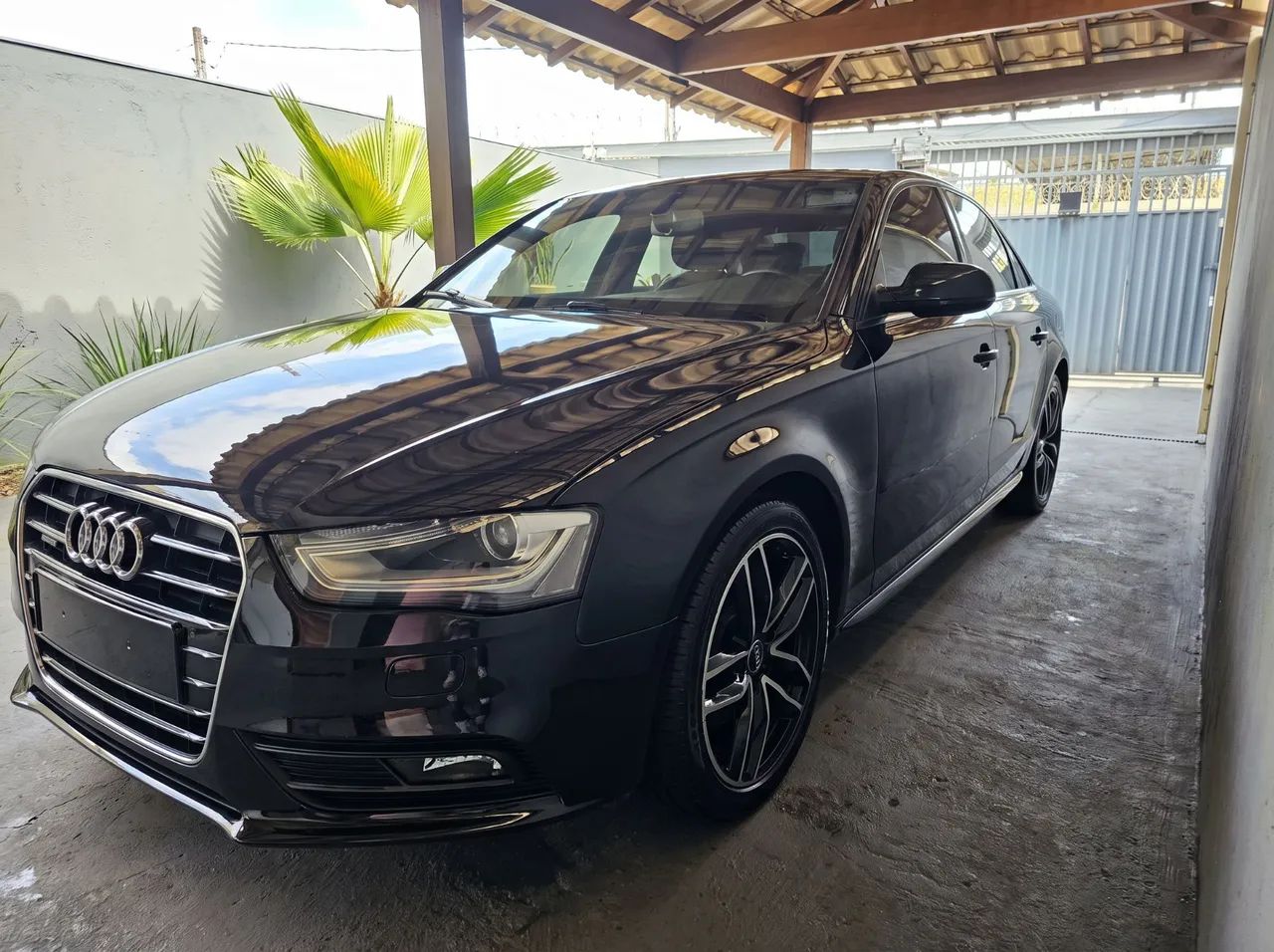 Audi A4 2014