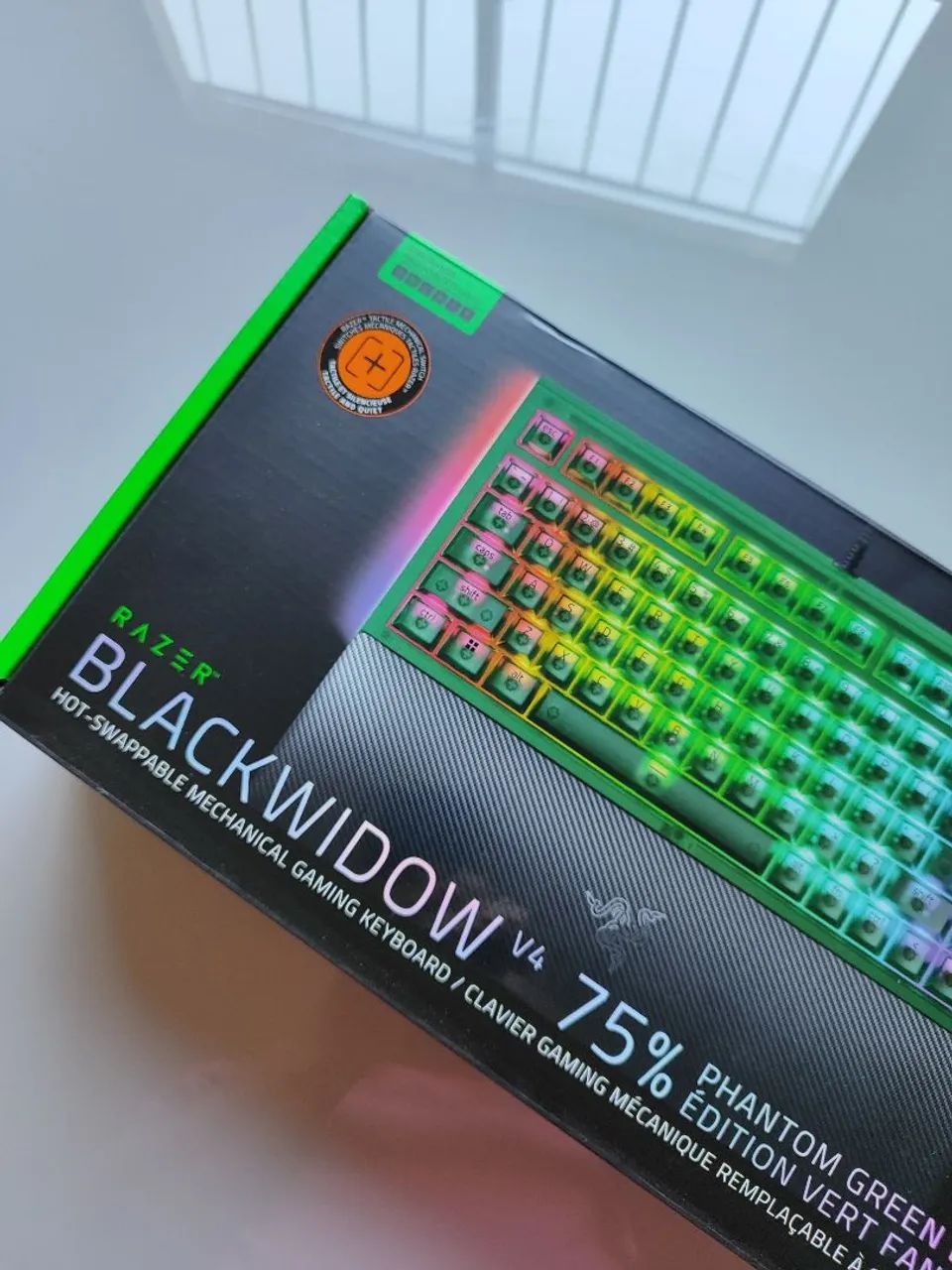 Razer Blackwidow v4 Phantom Green