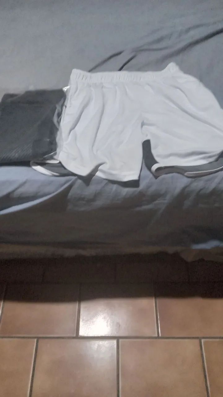 Kit camisa e bermuda novo