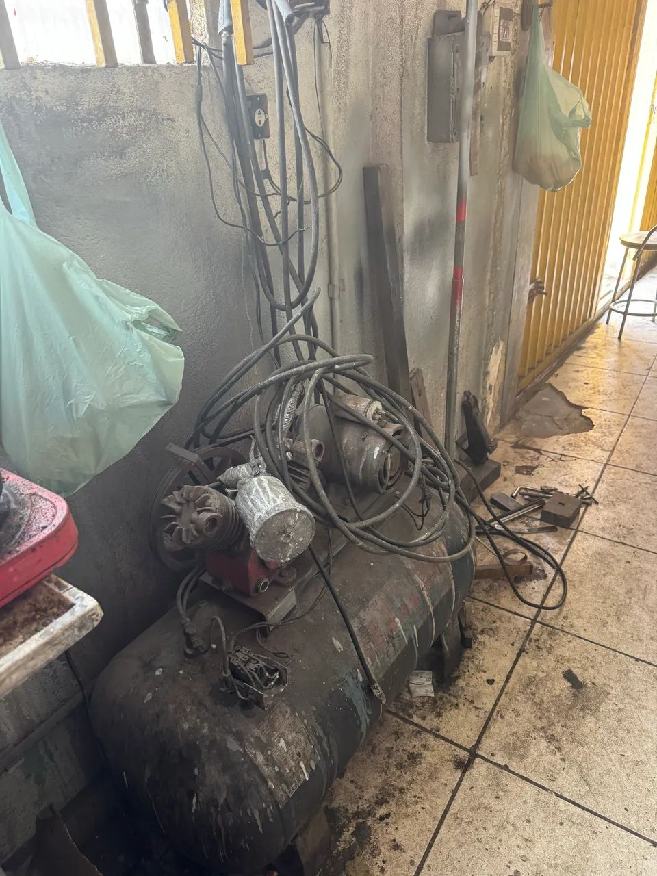 Compressor de ar 200l - Foto 2