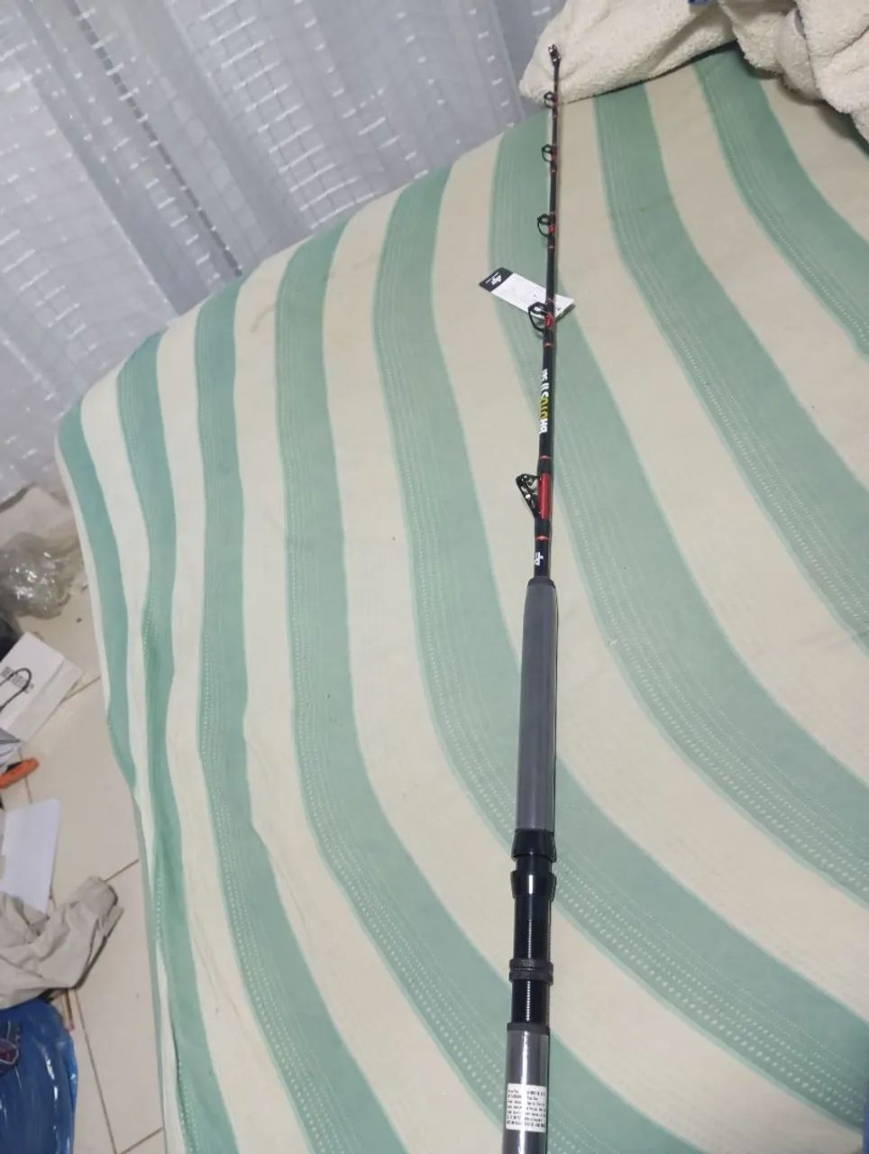 Vendo kit de pesca novo   