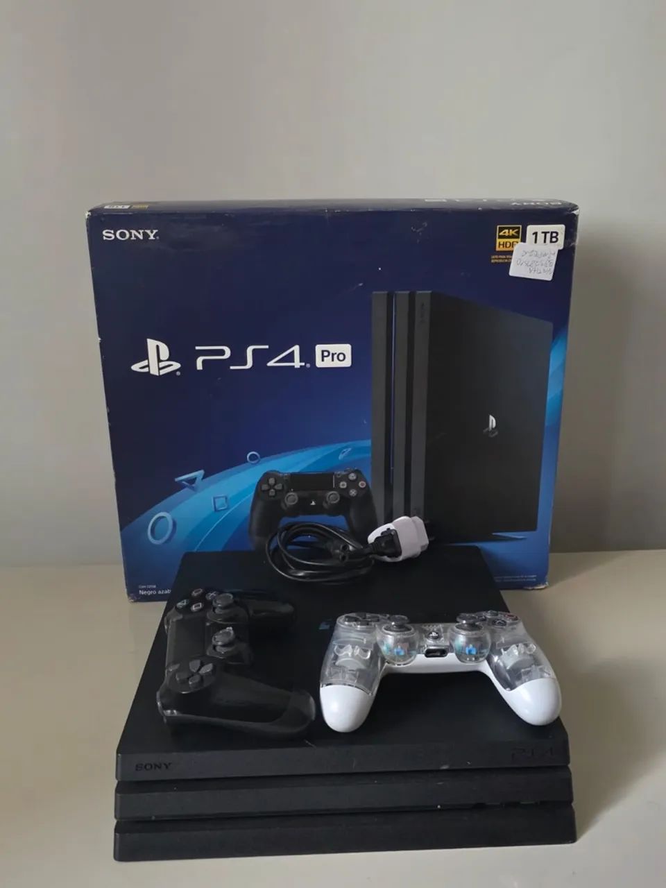 PS4 PRO 1 TB