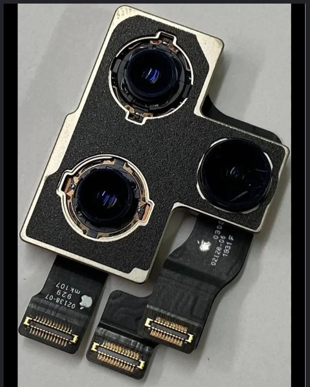 CÂMERA TRASEIRA ORIGINAL IPHONE 11 PRO MAX - PROMOÇÃO! - Foto 2