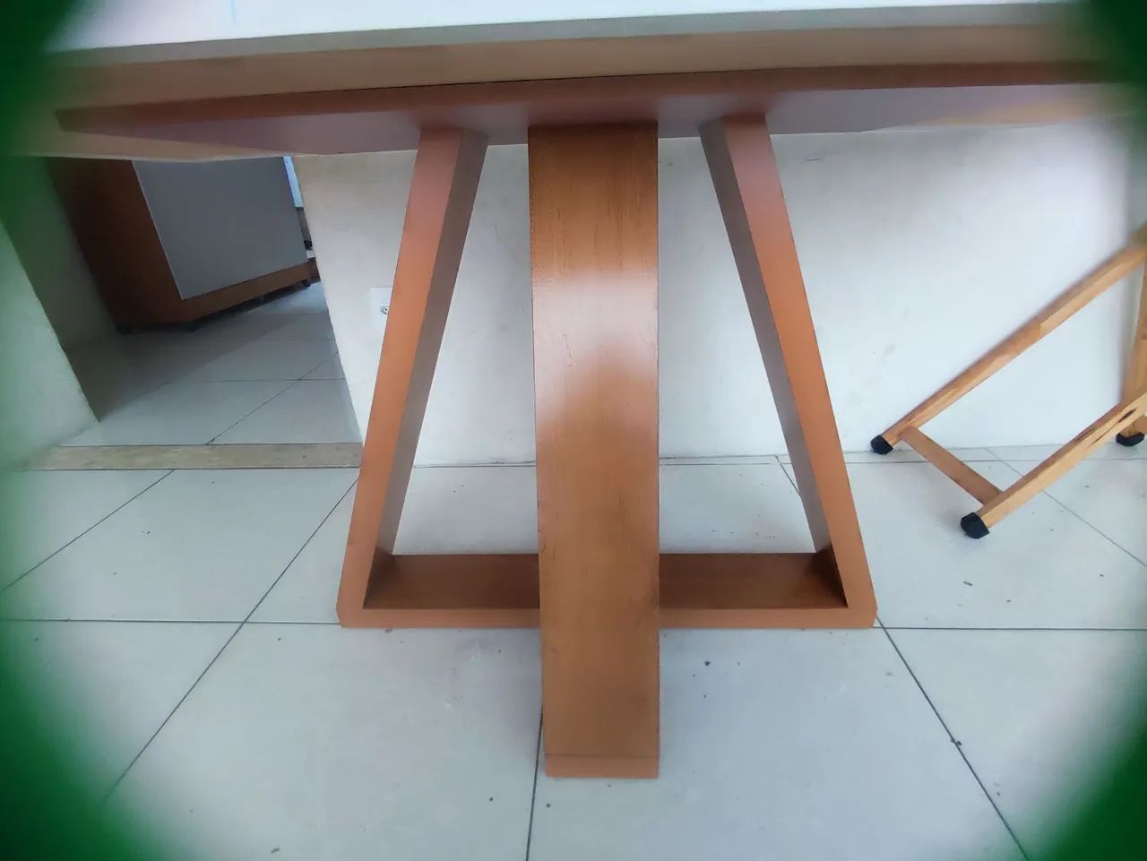 Vende-se mesa de jantar 1,80m comprimento. - Foto 3
