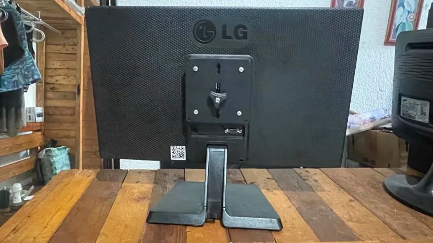 Monitor LG 20M37AA 21"