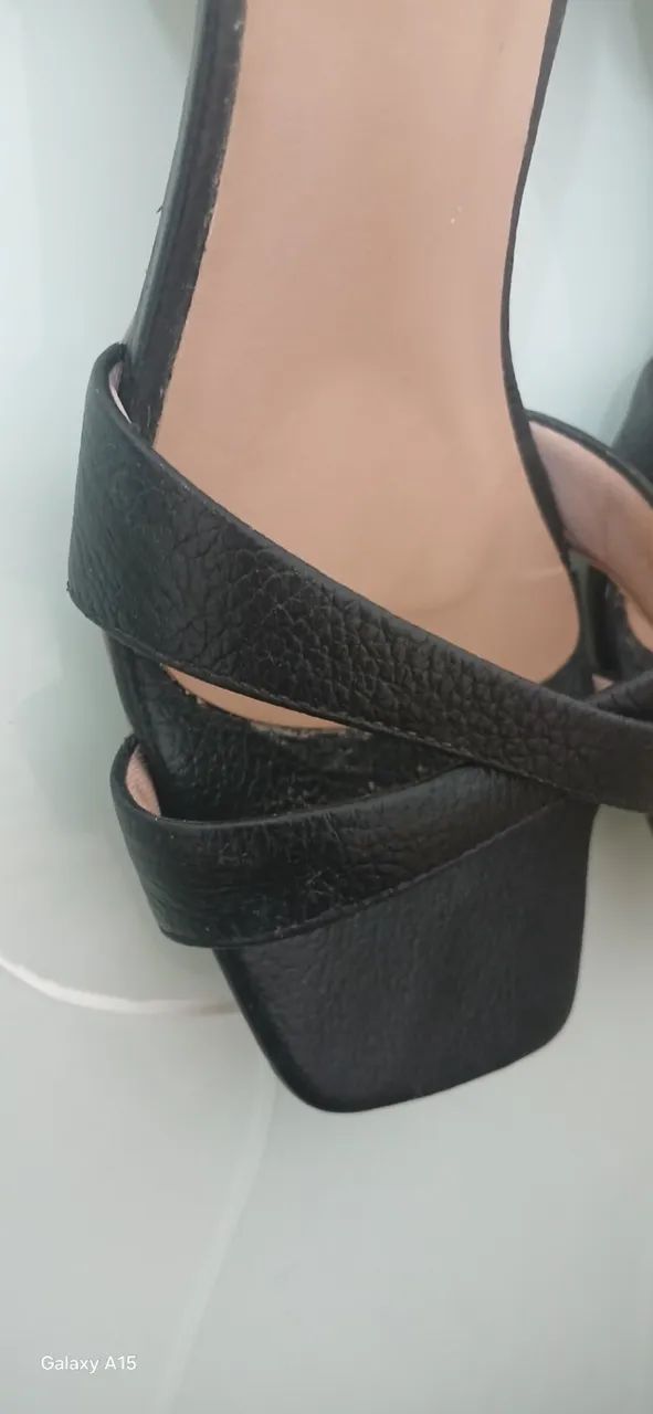 Sandália em couro - Foto 2