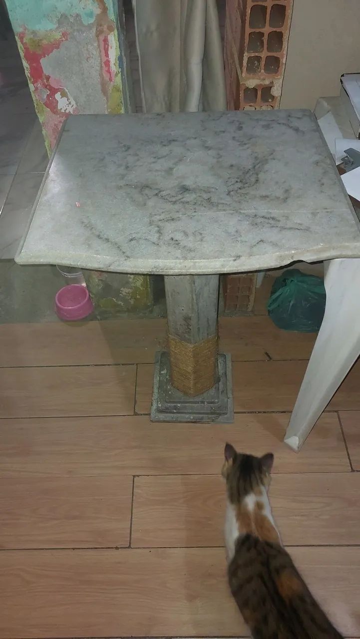 Mesa De marmore estilo pedestal