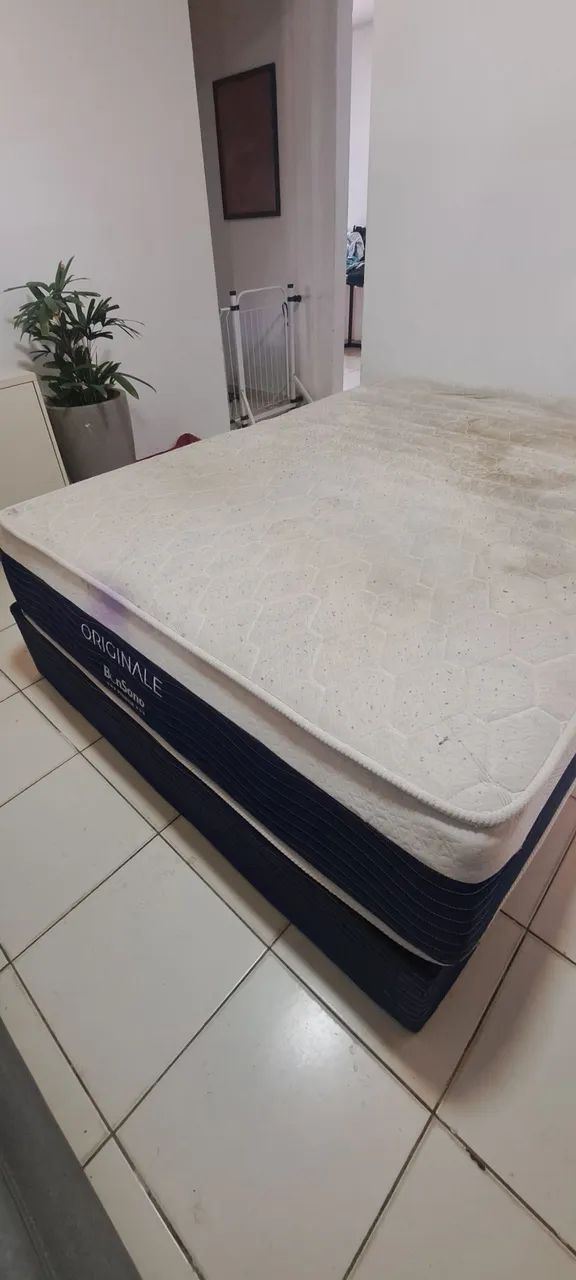 Cama de casal tamanho padrão 