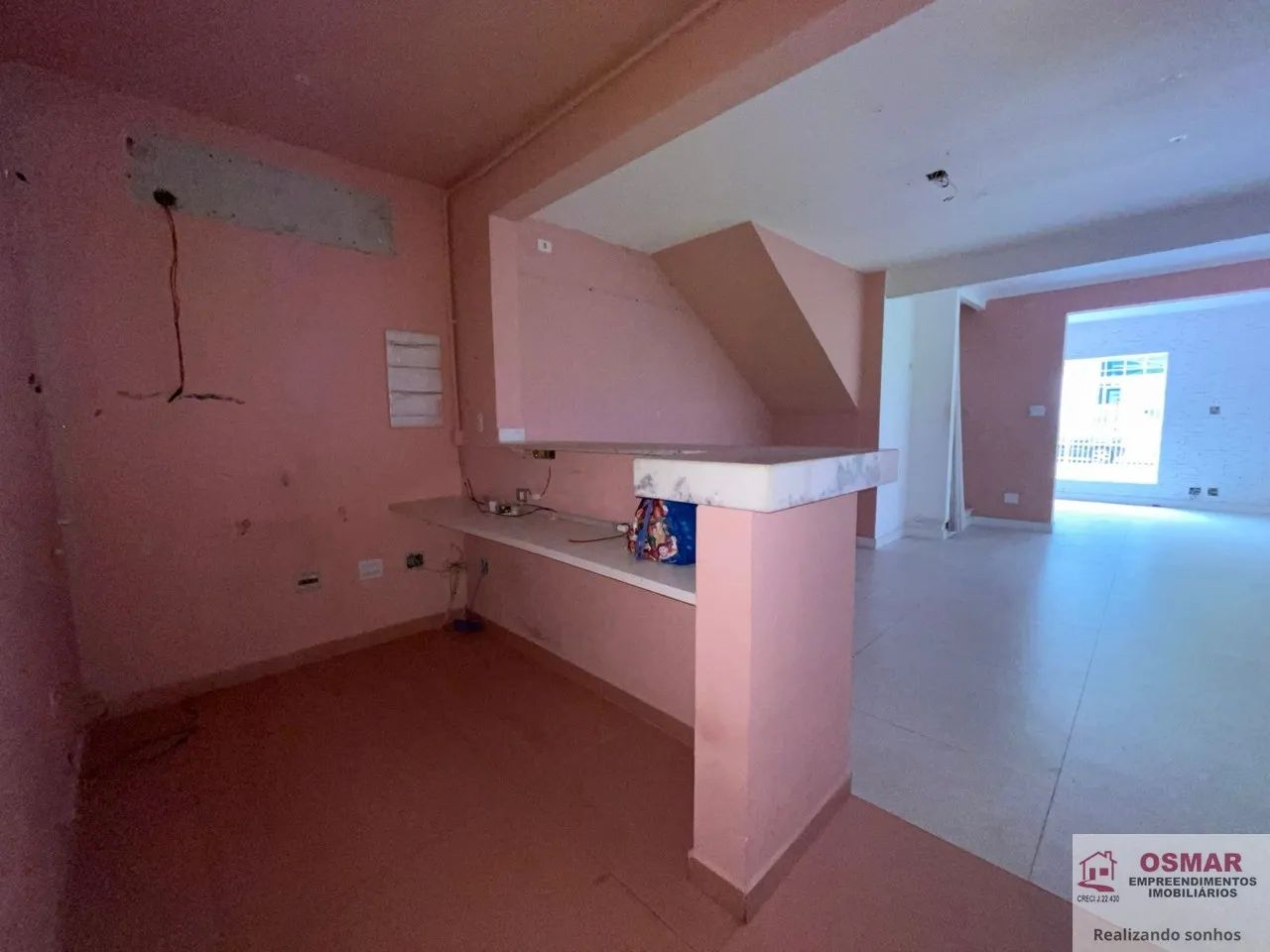 Imperdível Casa Comercial à Venda em Santos-SP, Bairro Embaré: 5 Quartos, 3 Suítes, 1 Sala - Foto 6