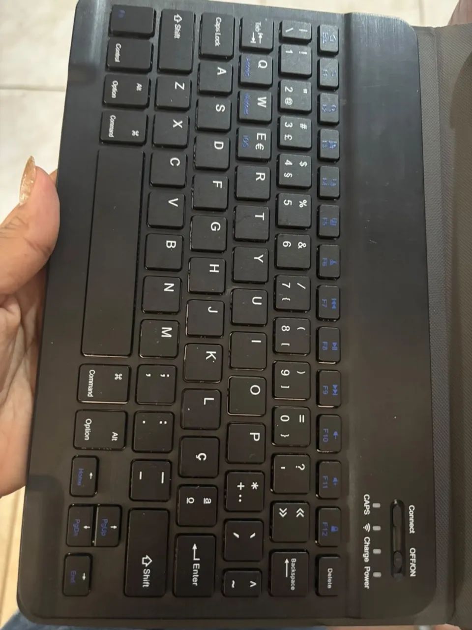 Vendo Tablet + capinha com teclado - Foto 2