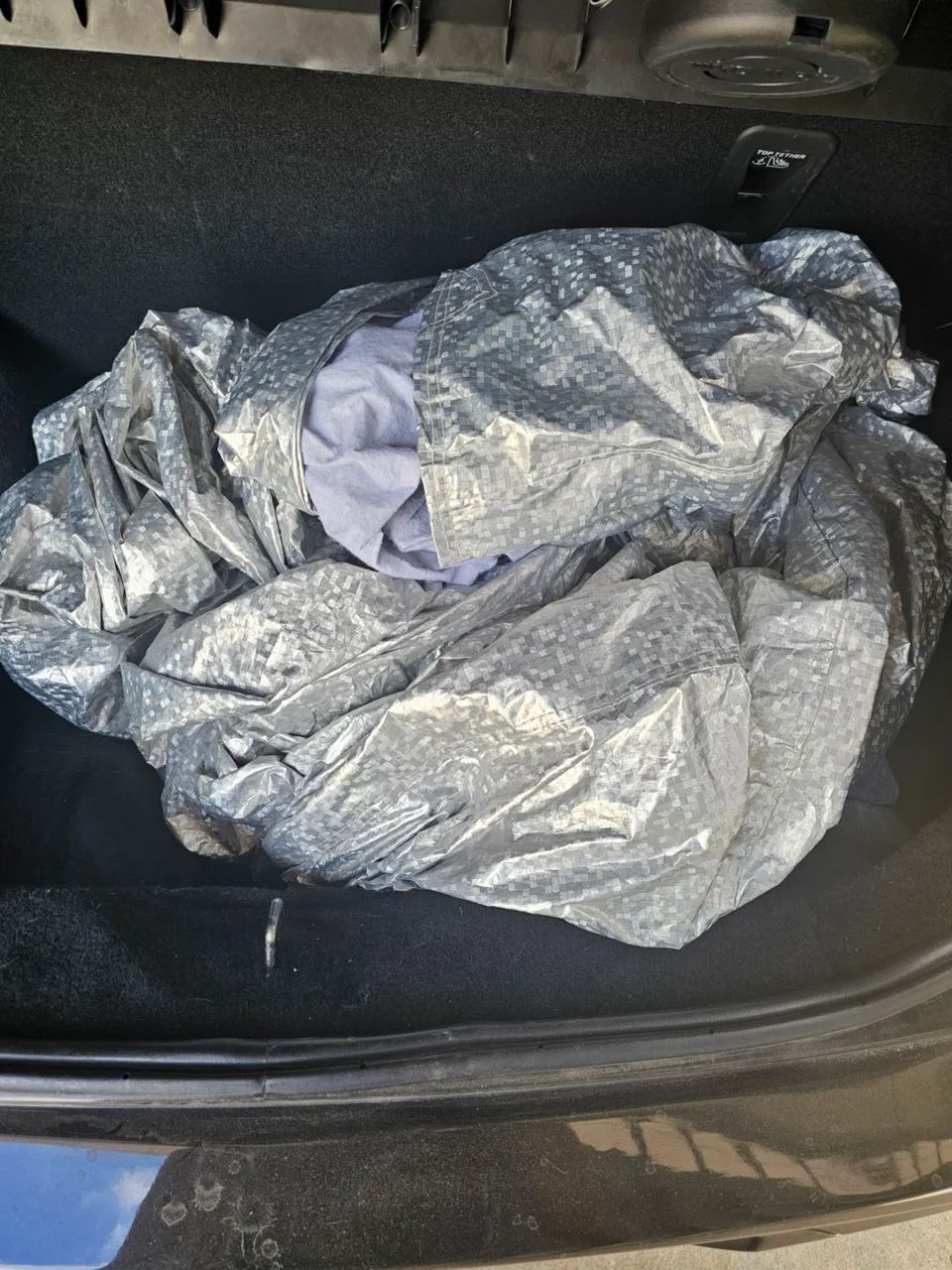 Capa impermeável para carro onix - Foto 4