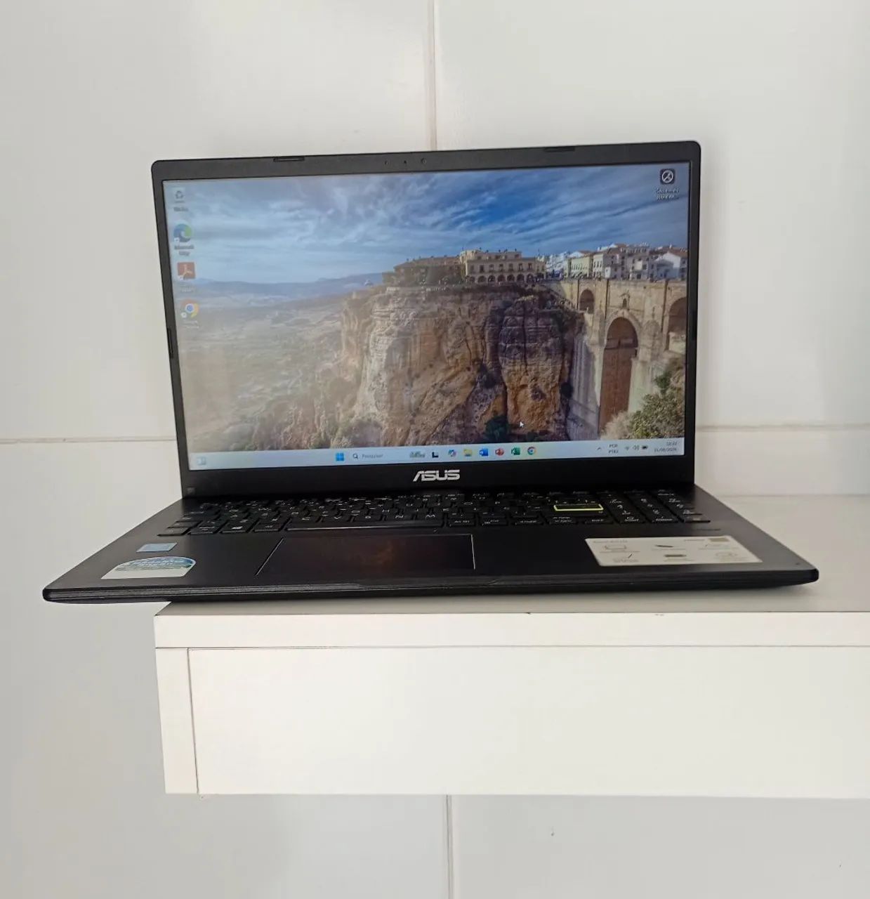 Notebook Asus ES10M, processador Intel Celeron, três meses de garantia! - Foto 2