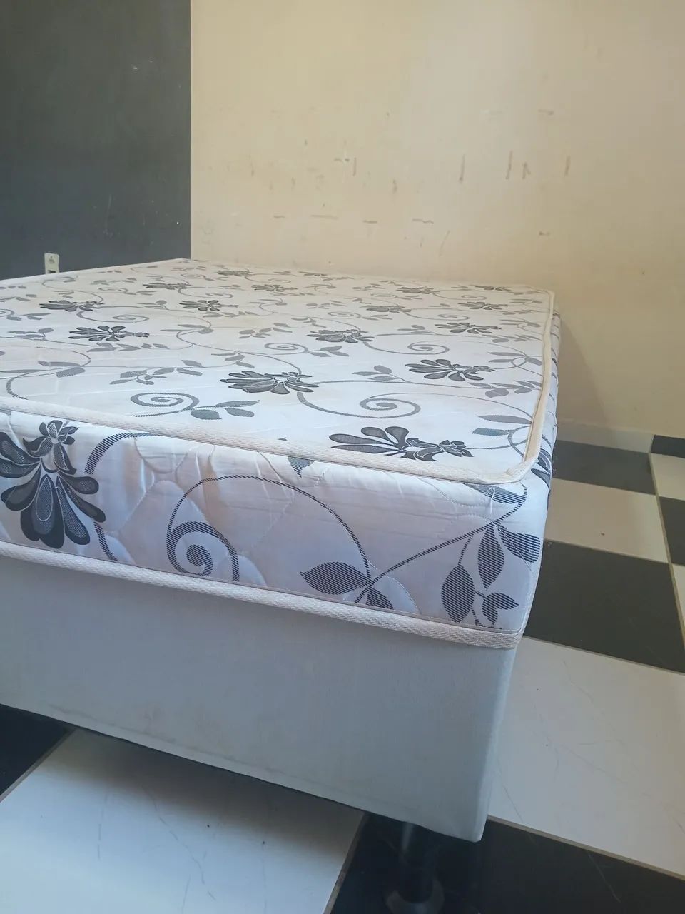 Box de cama de casal  - Foto 2