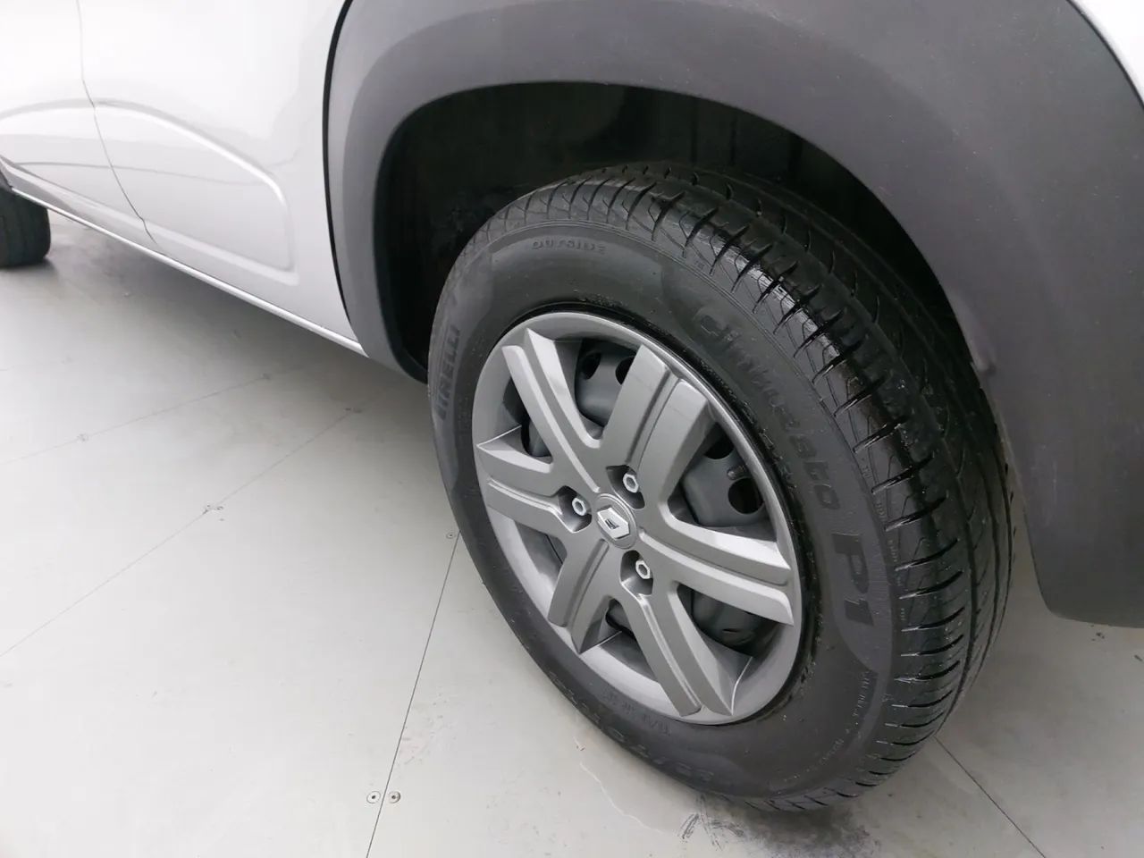Renault Kwid 1.0 Zen, foto 12 de 18