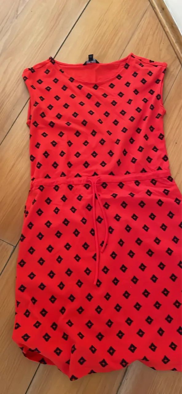 Vestido Tommy  tamanho p excelente estado  - Foto 4