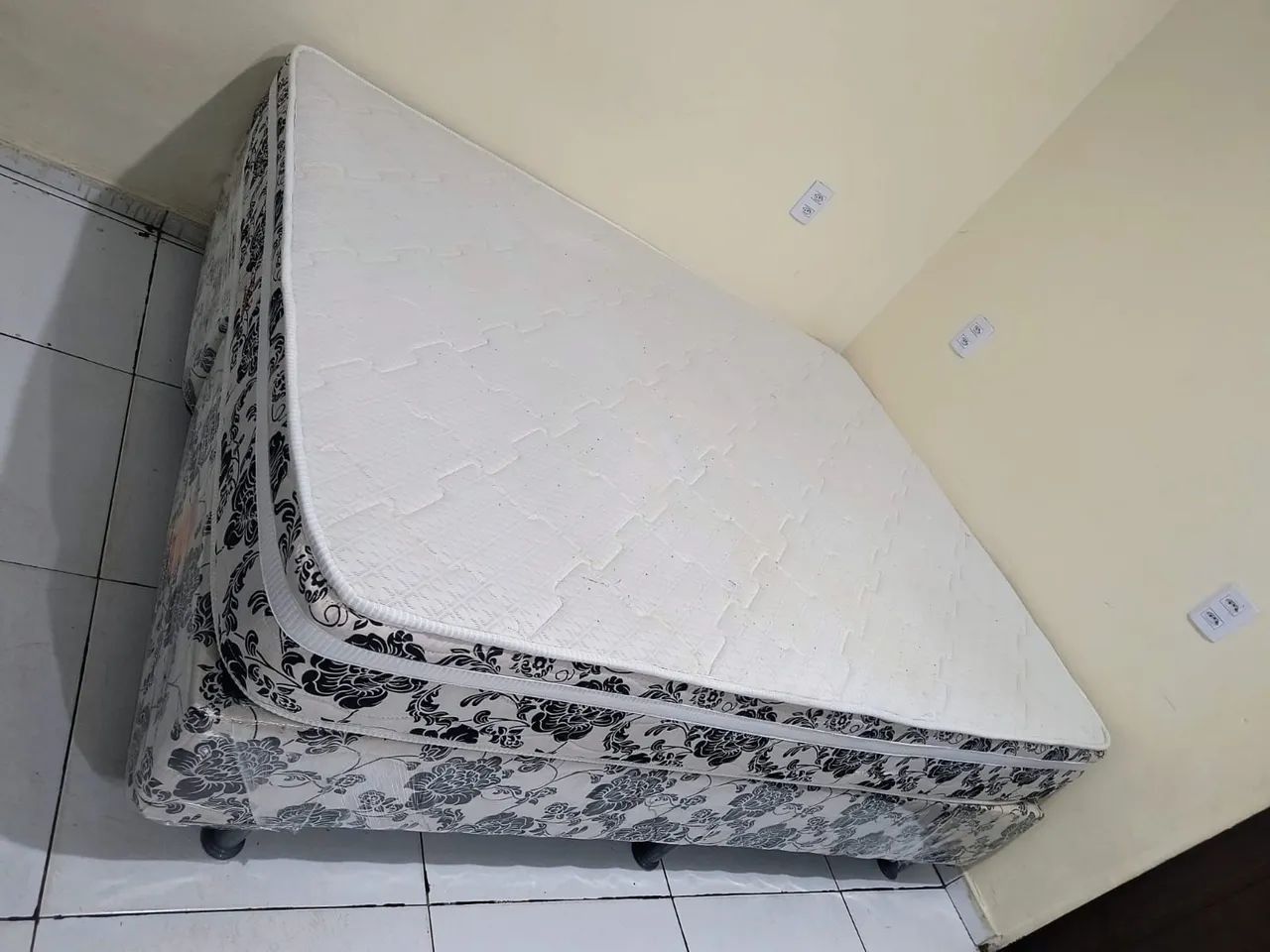 Cama Queen De Mola Higienizada  - Foto 5