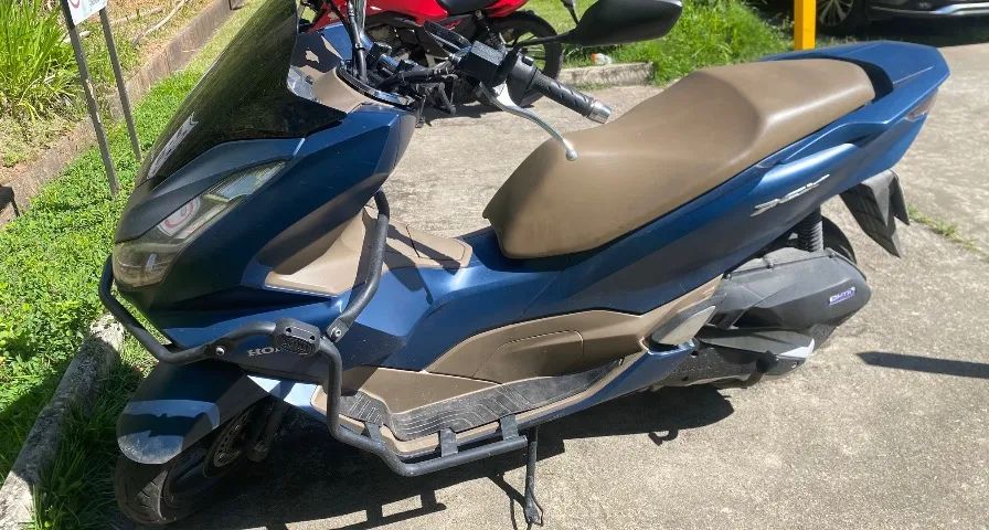 PCX DLX  - Foto 2