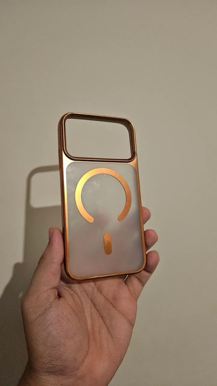 Iphone 11 com carcaça do iPhone 17 - Foto 5