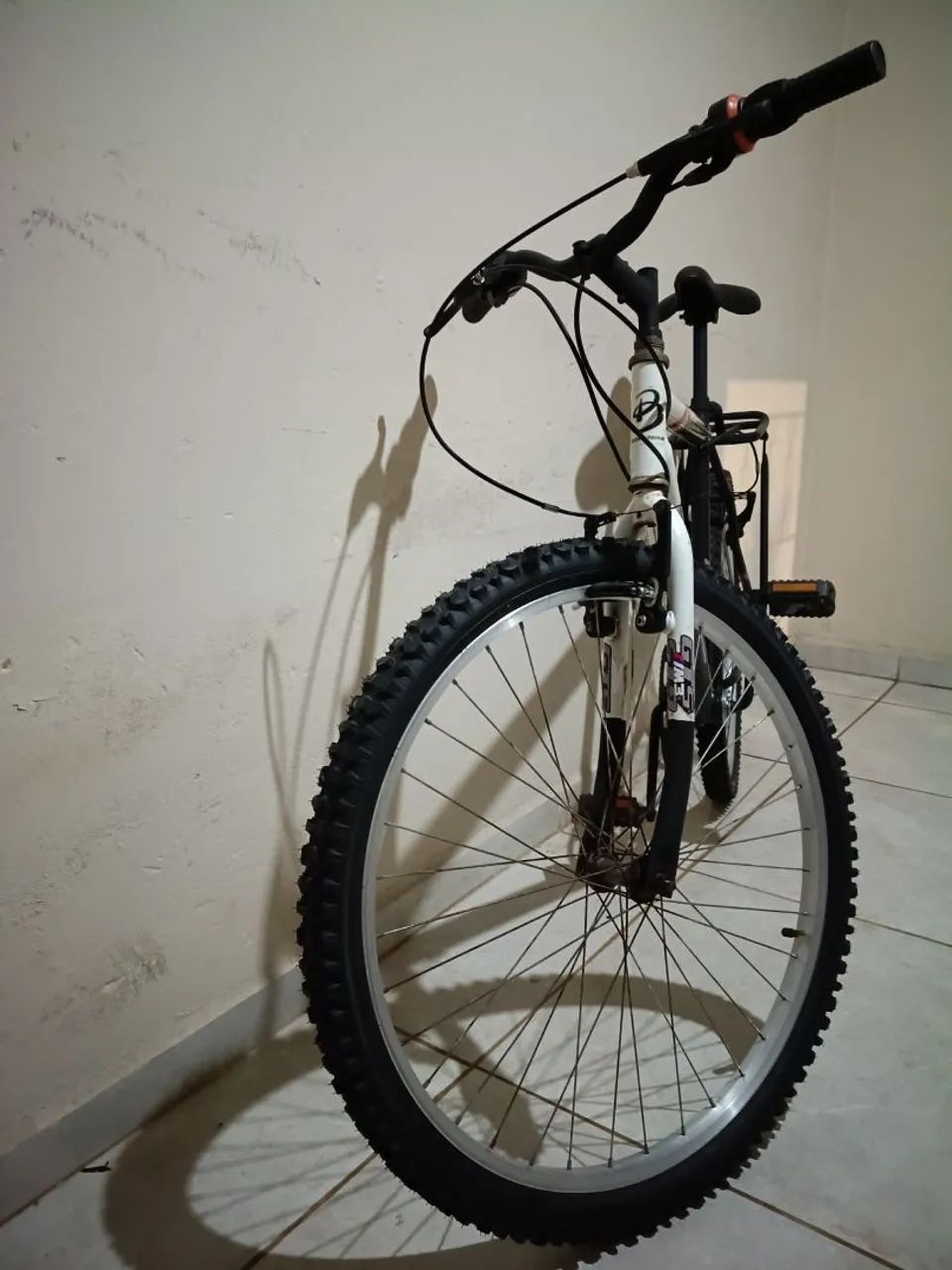 Bicicleta aro 26 - Foto 4