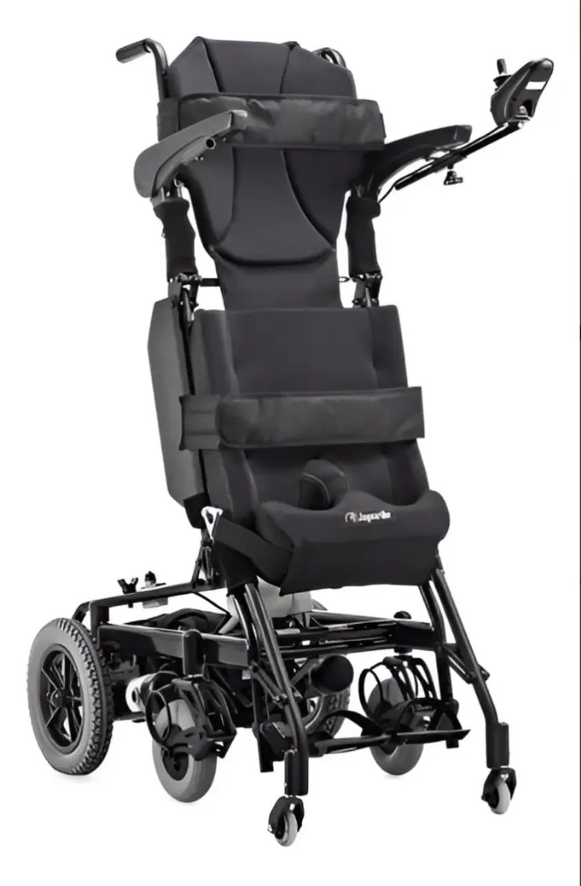 Oportunidade - Cadeira de rodas Jaguaribe Stand-up motorizada 44cm Com nota fiscal - Foto 2