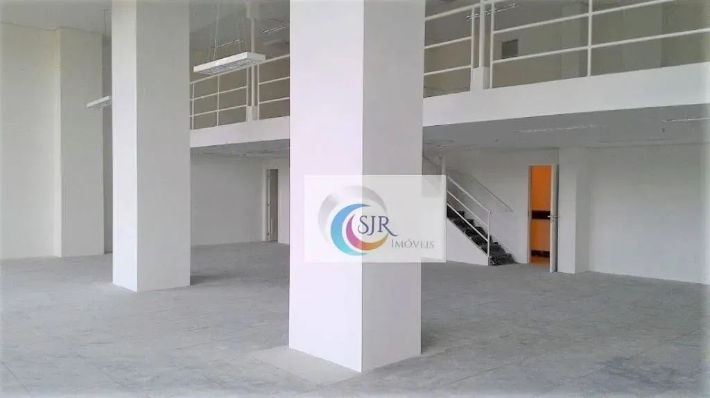 Laje comercial com pé direito DUPLO - 437,00m² com 10 vagas - Foto 5
