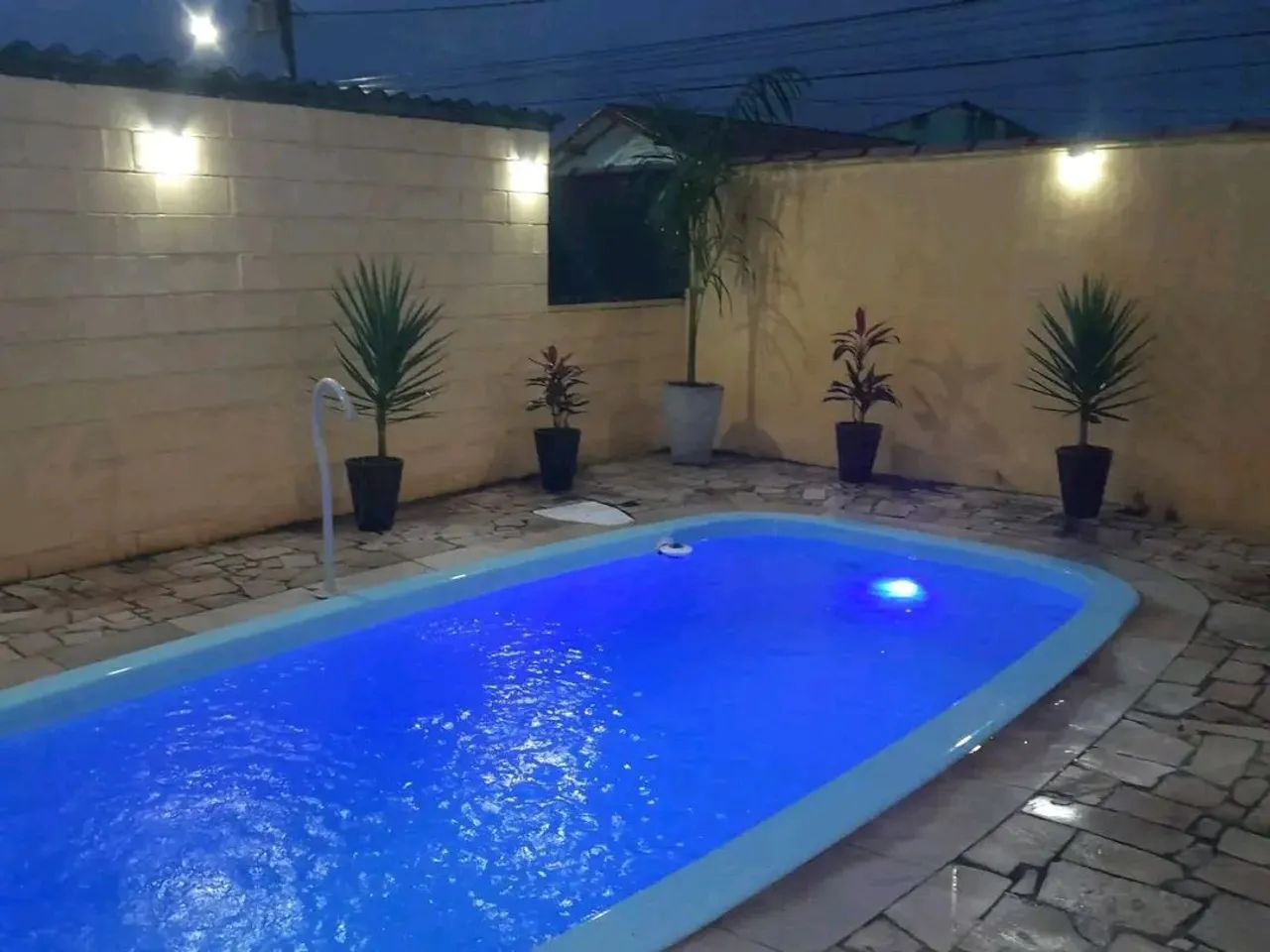 Casa com piscina e ponto comercial  - Foto 2