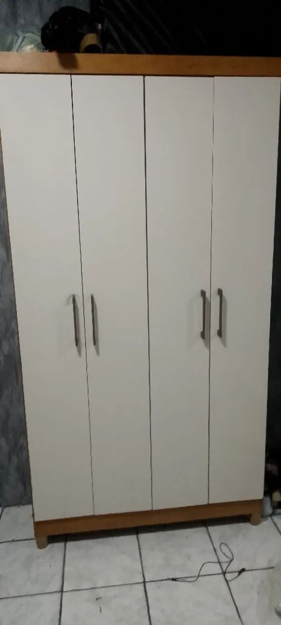 Guarda roupa solteiro