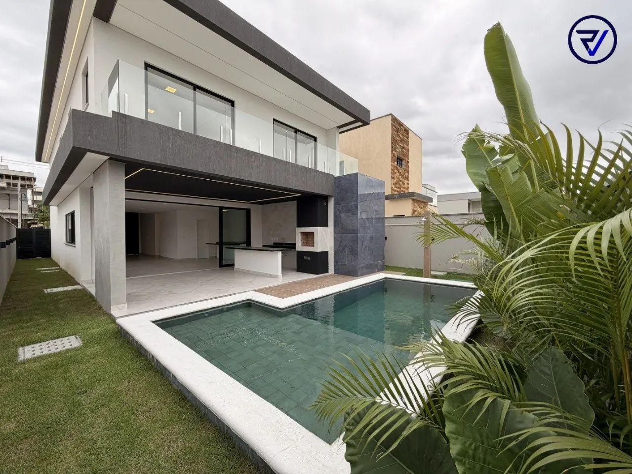 Cidade Alpha | 4 Suítes | Piscina com Prainha