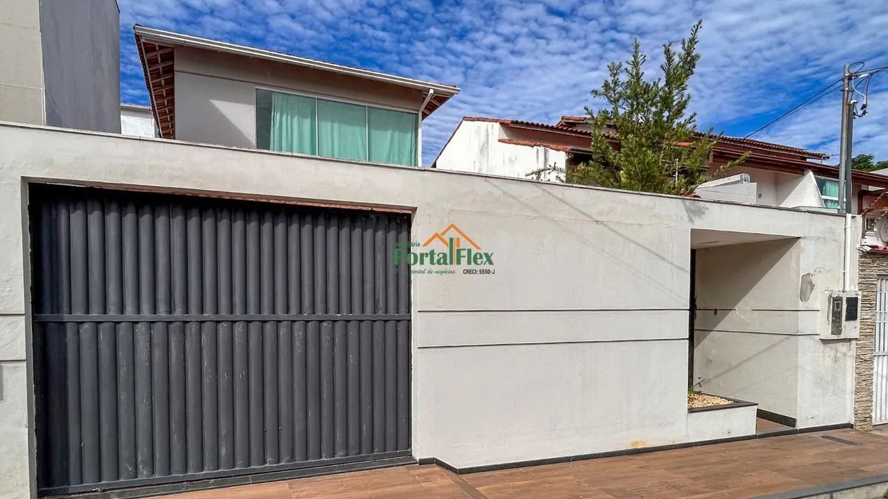 Casa à venda em Morada de Laranjeiras - Serra/ES