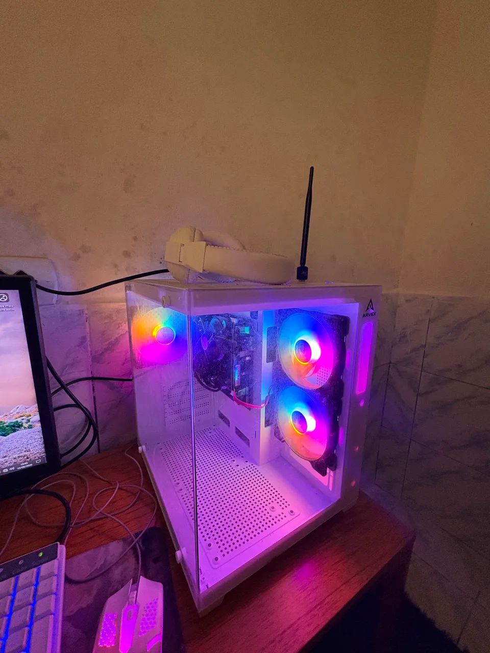 Pc gamer seminovo com mesa inclusa  - Foto 4