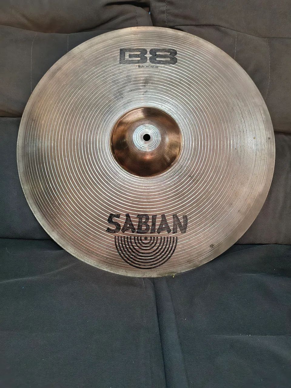 Prato de bateria acústica Ride 20 polegadas Sabian B8 