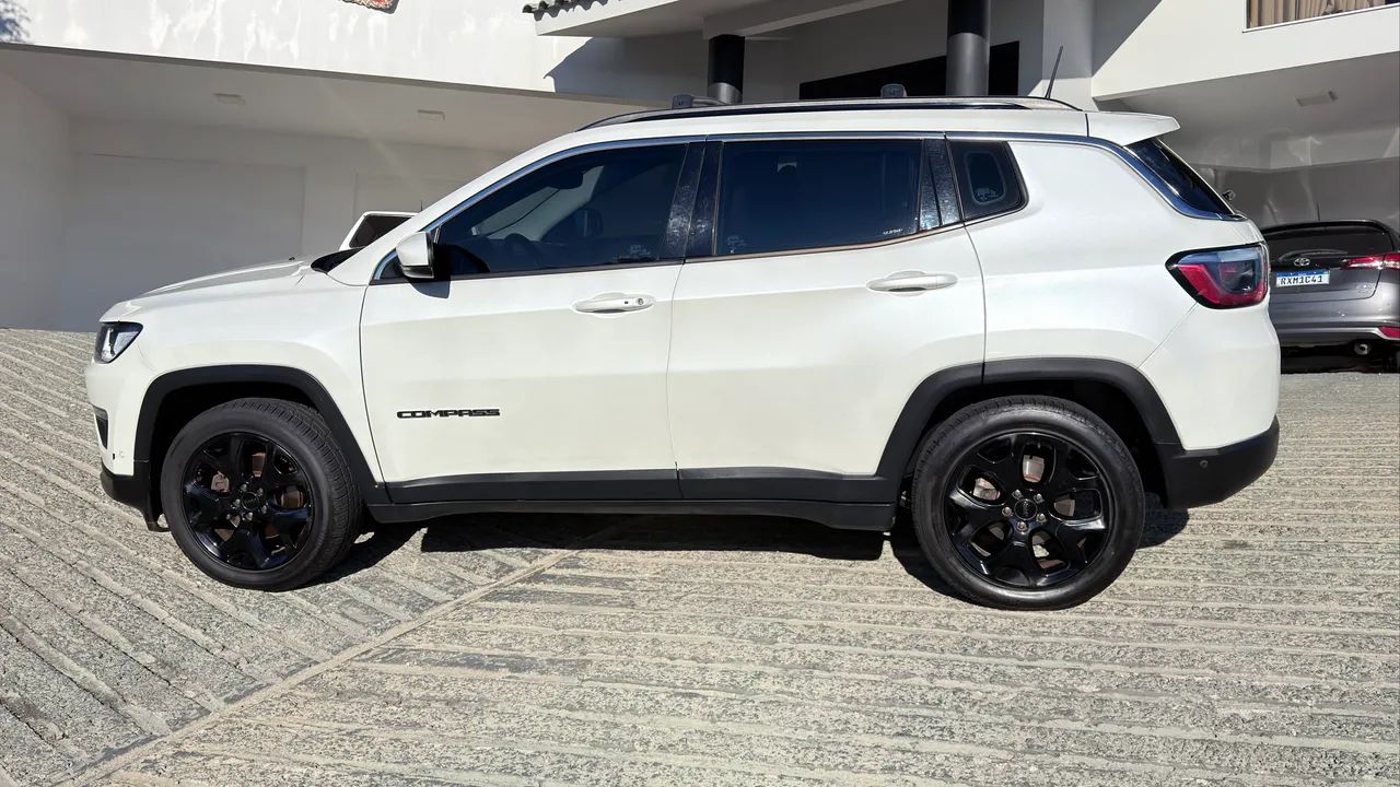 Jeep Compass Longitude 2.0 4X2 Flex 16V Aut. 2020 - Foto 2