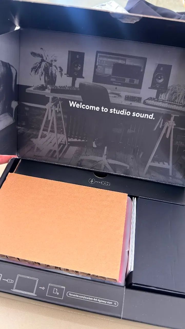 Focusrite Scarlett 4i4 4th Gen ZERO NA CAIXA <br> - Foto 2