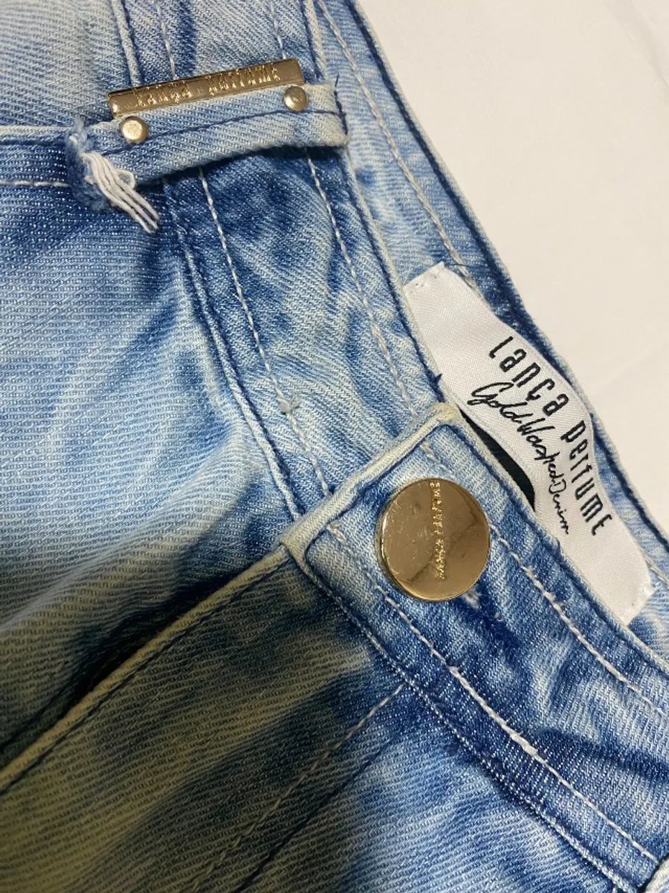 Short jeans Lança Perfume TAM 38/40 - Foto 3