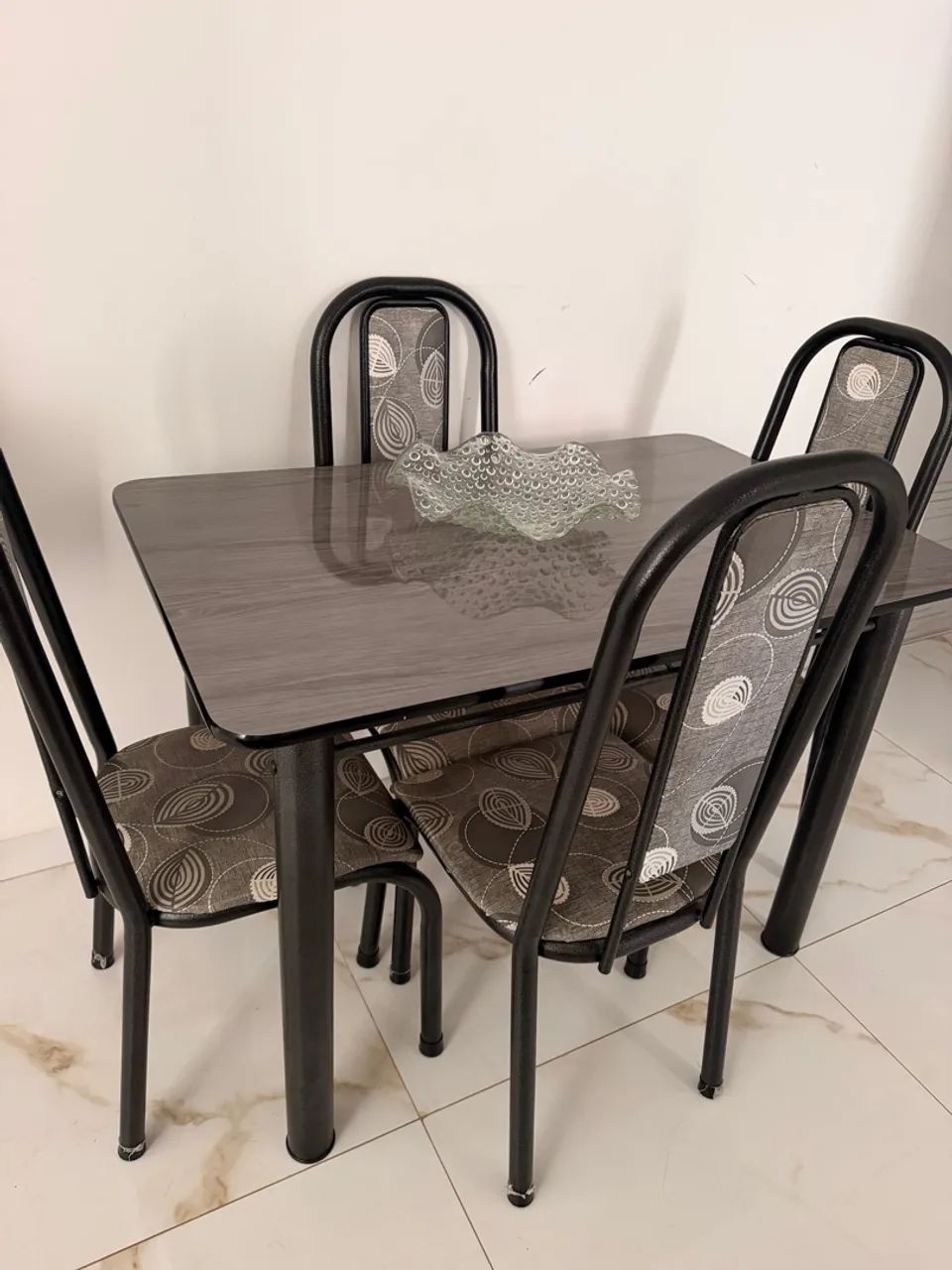Mesa 4 cadeira