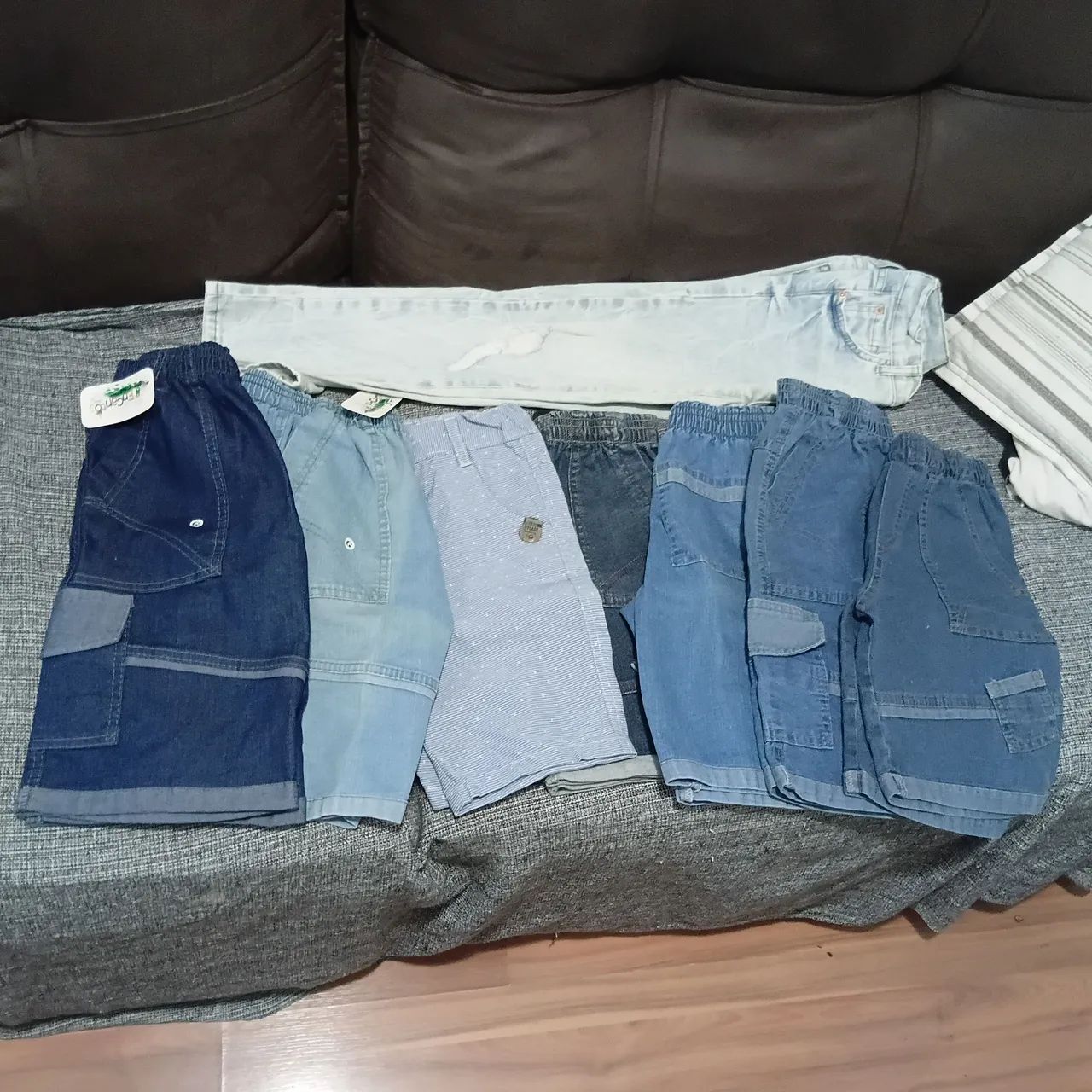 Bermudas e calça jeans novas - Foto 2