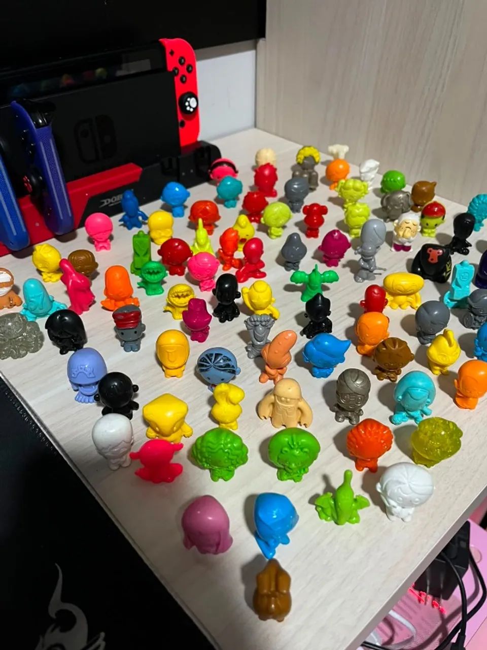 Lote Coleção Gogo's (Crazy Bones) Turma da Mônica - 100 Unidades!