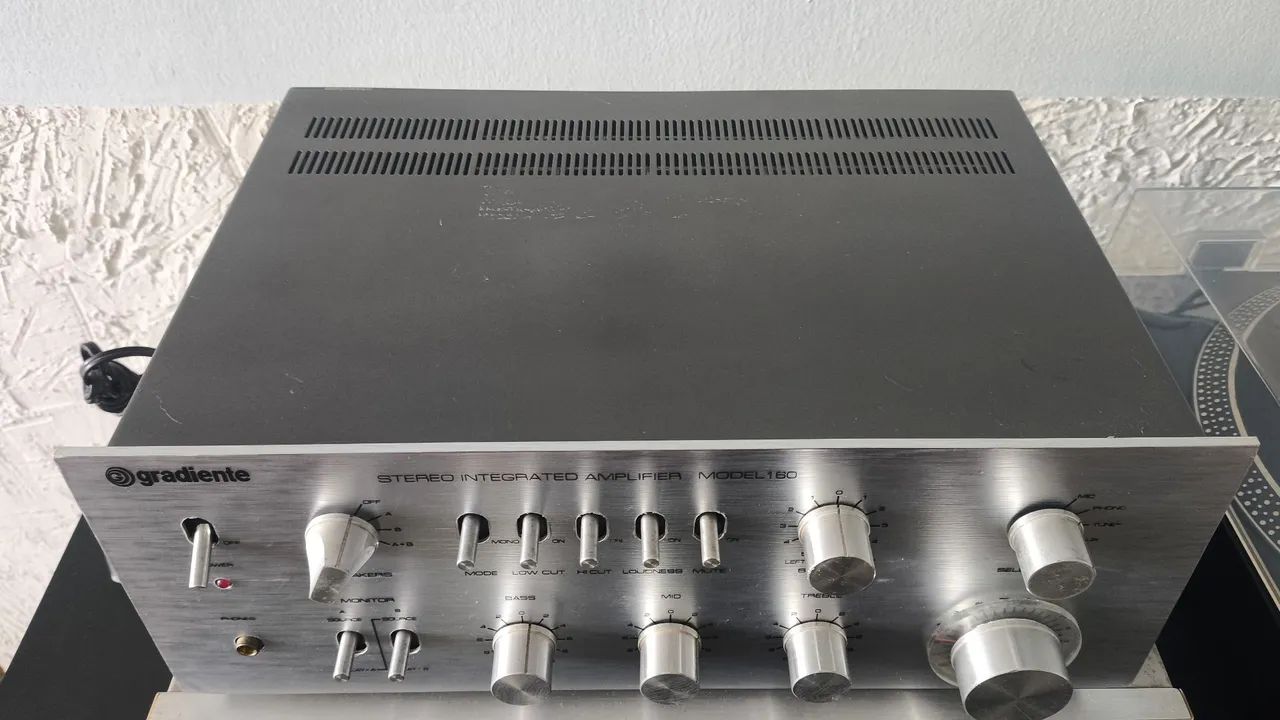 Amplificador Gradiente Model 160 - Impecável  - Foto 4