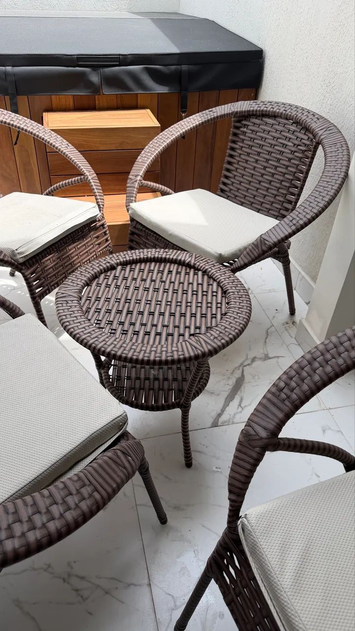 Jogo  da mesa e cadeiras - Foto 3