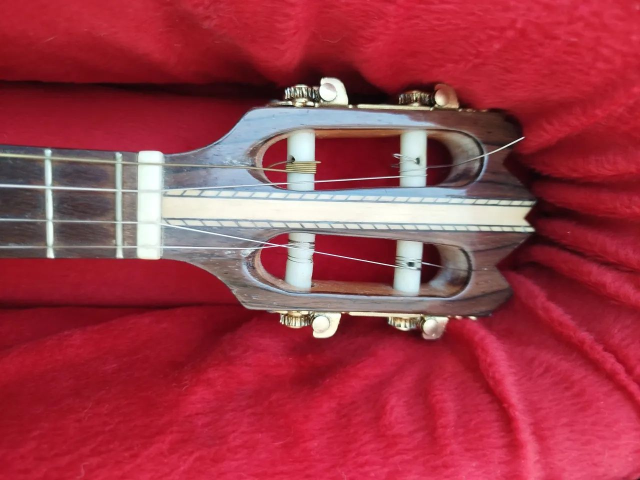 CAVAQUINHO LUTHIER  - Foto 4