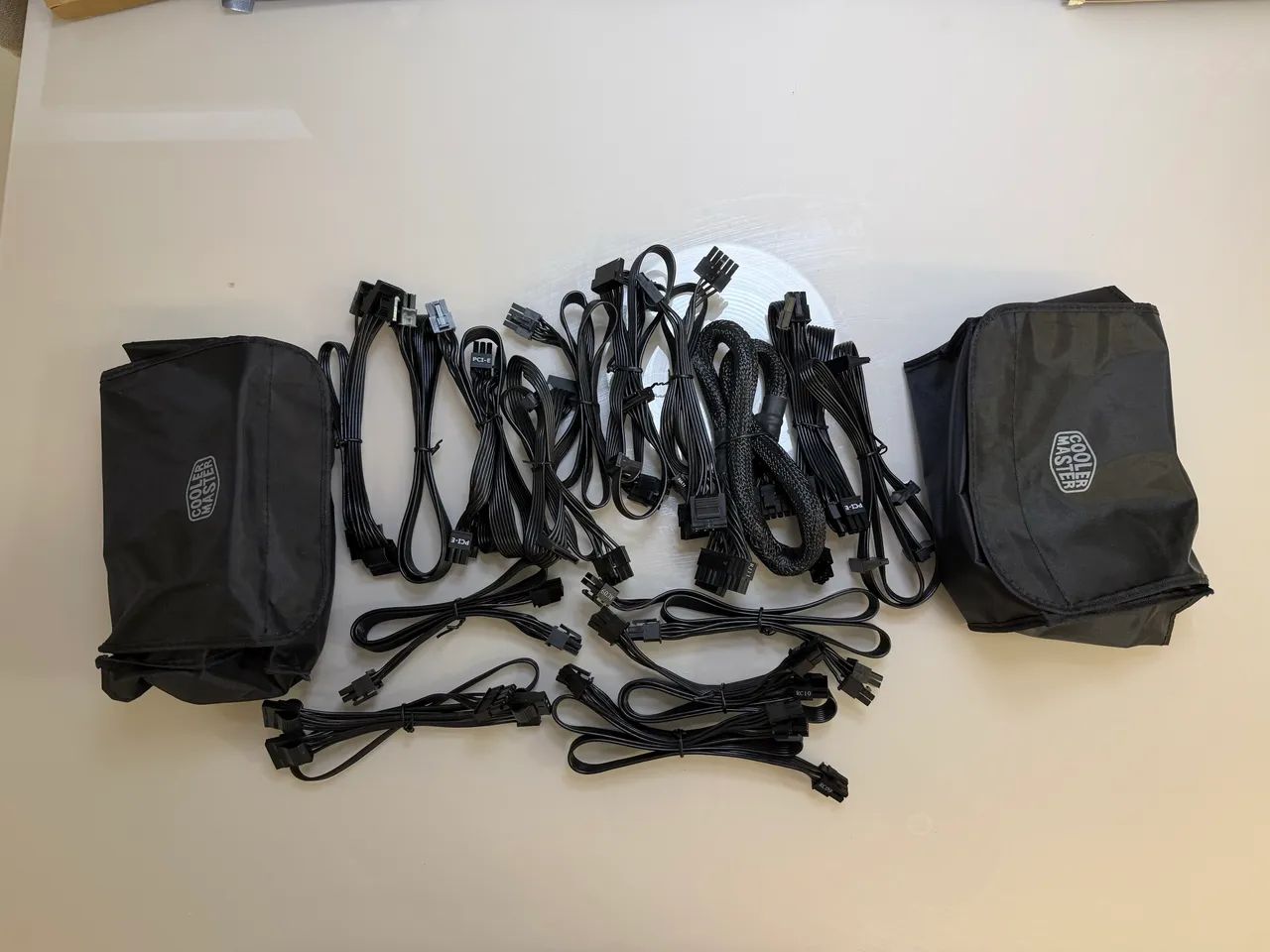 Fonte Cooler Master 1200w  - Foto 4