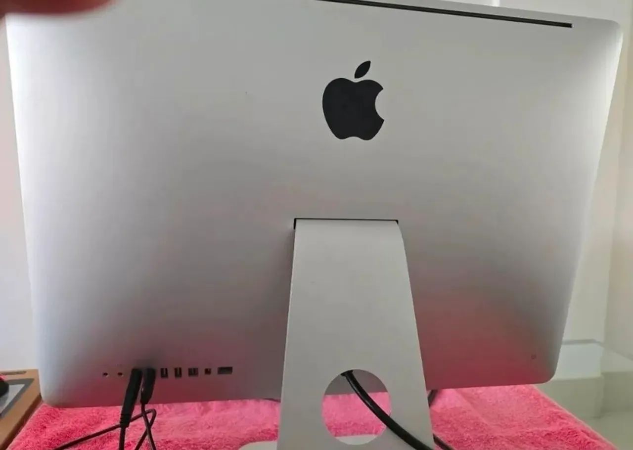 iMac Apple 21.5'' Late 2009 - Foto 2
