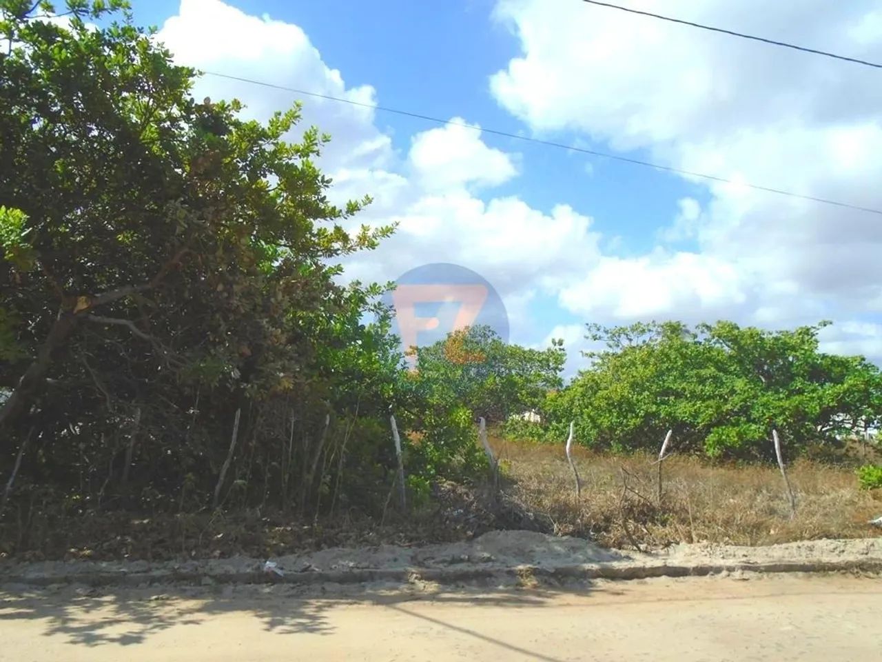 Locação de Terreno / Padrão na cidade de EUSÉBIO - Foto 4