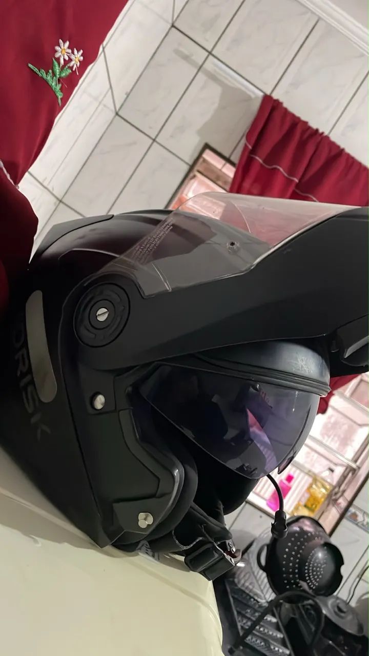 CAPACETE NORISK ROBOCOP COM INTERCOMUNICADOR E ÓCULOS - Foto 3