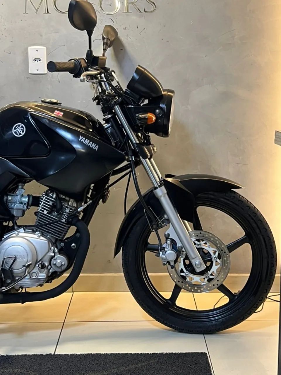 Yamaha 125 Factor 2011 com 32 mil km preta - Foto 3