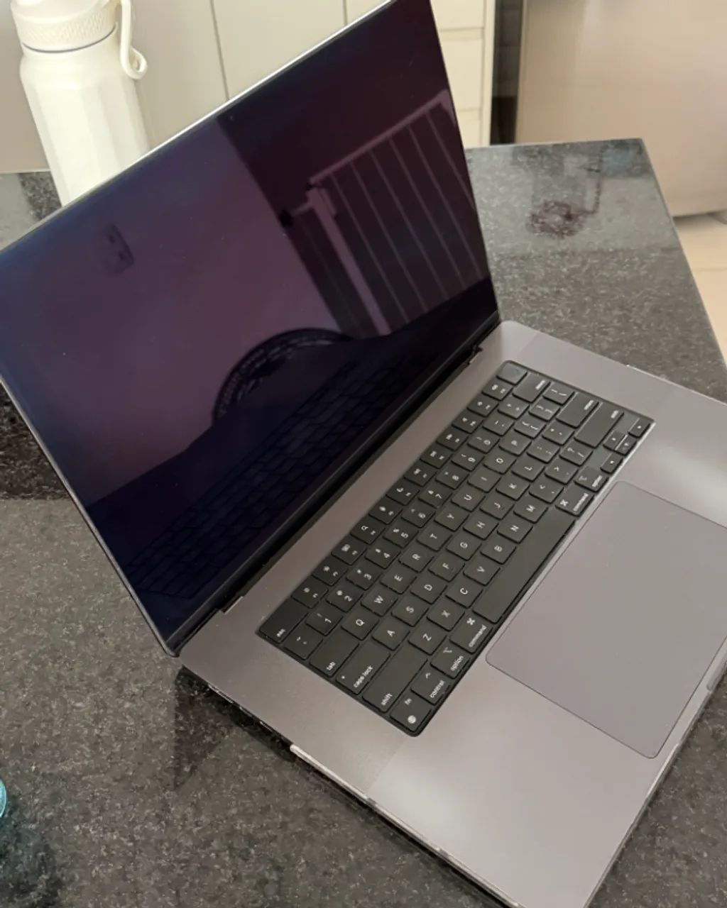 Apple Macbook Pro 16 M3 Pro 18gb 512gb Space Black