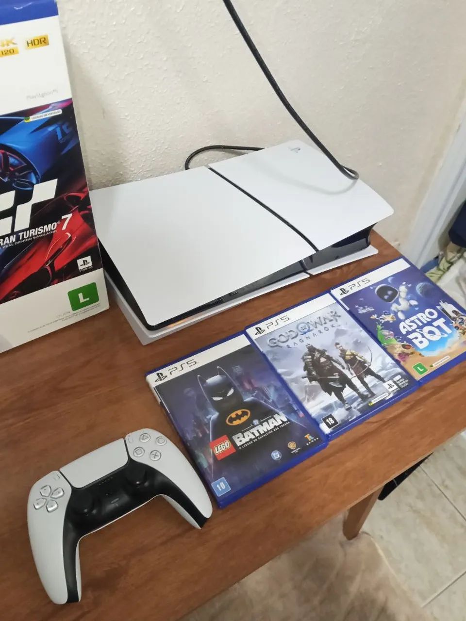 Ps5 slim com leitor de disco e 3 jogos  - Foto 3