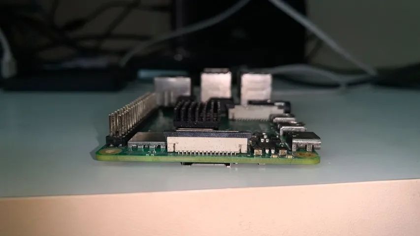 Raspberry Pi 4 Model B - Usado - Foto 3